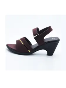 IndiForce Leather Round Toe Block Heels