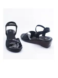 IndiForce Leather Round Toe Wedge Heels