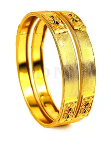 DMJ Gold Brass Gold-Plated Bangle