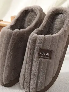 WOLVESDEN Women Striped Room Slippers