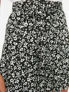 Trendyol Women Floral Printed Flared Mini Skirts
