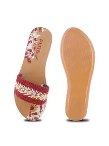 FLITE Women Embroidered Open Toe Flip Flops