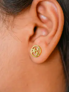 Mali Fionna Gold-Plated Star Shaped Pendant With Chains