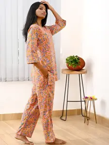 30 Looks Women Printed Night suit