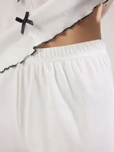 Trendyol Women V-Neck  Short Sleeves Top & Shorts Night suit