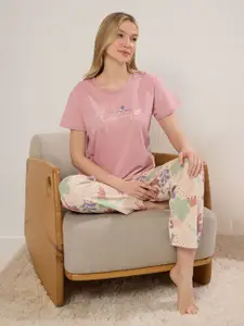 Trendyol Women Printed Round Neck T-shirt & Pyjamas Night Suit