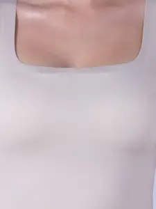 Soie Women Seamless Padded Bra Top With Broad Straps & U-Neckline