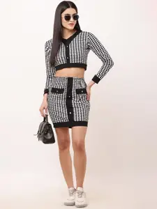 Moda Rapido Checked V-Neck Crop-Top With Skirt