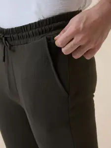 Status Quo Men Textured Track Pants