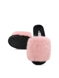 Vritraz Women Embellished Room Slippers