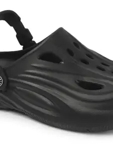 The Roadster Lifestyle Co Men Comfortable Clogs