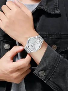 LOUIS DEVIN Men Brass Embellished Dial & Stainless Steel Analogue Watch LD-G064-SLV-CH