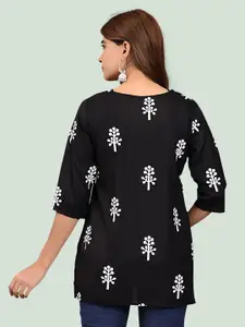 Dream Beauty Fashion Women Floral Print Regular Sleeves Straight Kurti
