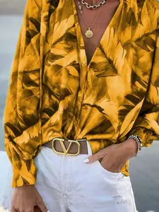 all about you Women Floral Print V-Neck Cuffed Sleeves Top