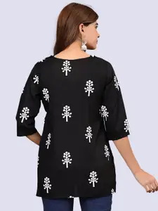 Dream Beauty Fashion Floral Printed V-Neck Kurti