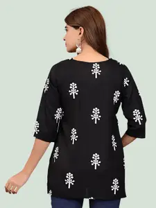 Dream Beauty Fashion Women Tribal Print Short Kurti