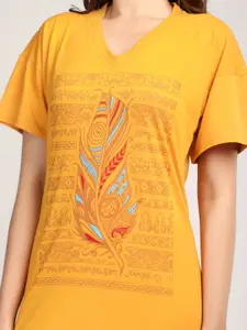 Duchess Women Geometric Printed Round Neck Regular Knee Length Nightdress