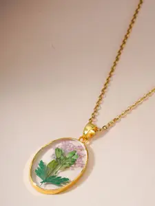 Bishty Fashion Gold-Plated Stainless Steel Dried Flower Resin Pendant with Chain