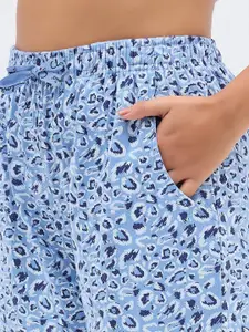 Clovia Printed Mid Rise Lounge Pant With Pocket