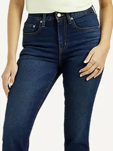 Levis Women Classic Slim Fit High-Rise Light Fade Stretchable Jeans