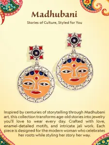 Voylla Women Madhubani Matsya Silver-Plated Oxidised Enamel Cuff Bracelet
