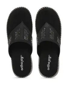 ORTHO JOY Women Black Flip Flops