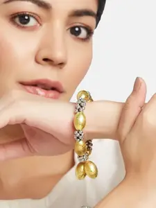 Anouk Sangria Set of 4 Gold Plated & Round Shaped -Textured Bangles