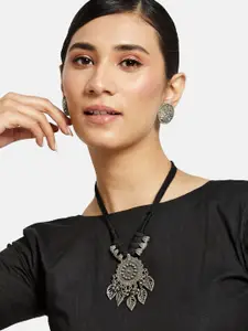 Anouk Sangria German Silver Plated & Floral -Leaf Shaped Intricate textured Pendant jewellery set