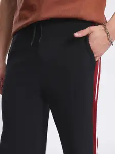 glitchez Men Stripe Comfort Knit Track Pants