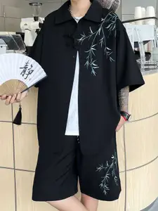 StyleCast x Revolte Men Regular Fit Mid-Rise Rapid-Dry Shorts