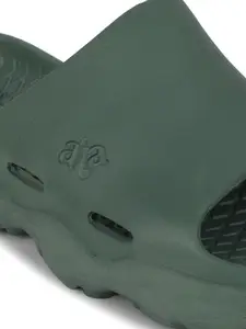 Liberty Men Solid Casual Sliders