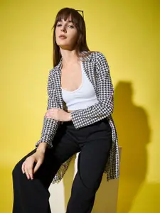 DIMPY GARMENTS Houndstooth Printed Notched Lapel Collar Shrug
