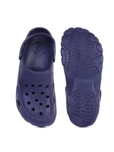 DRACKFOOT Men Set of 2 Self Design Canvas Clogs