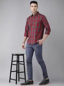 Arrow Sport Men Red & Navy Blue Slim Fit Checked Pure Cotton Casual Shirt