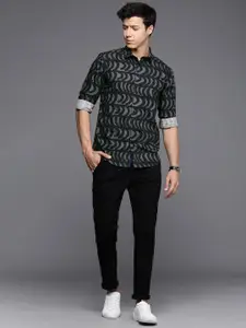 Louis Philippe Sport Men Black Pure Cotton Super Slim Fit Printed Casual Shirt