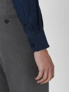 Van Heusen Men Navy Blue Cotton Formal Shirt