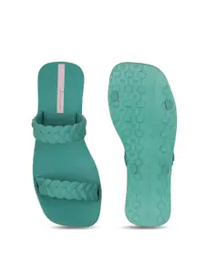 iPanema Women Green Sliders
