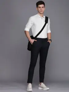 Louis Philippe Ath.Work Checked Super Slim Fit Semiformal Shirt