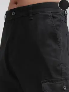 HIGHLANDER Men Black Slim Fit Cargos