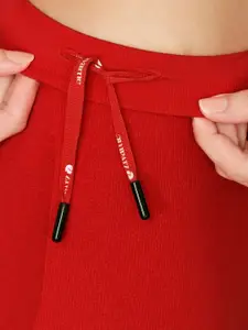 Zivame Women Red Solid Mermaid Fit Saree Shapewear