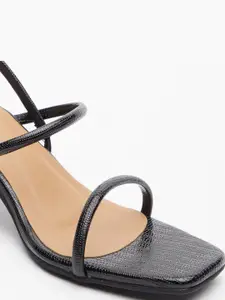 Tokyo Talkies Women Black Block Square Toe Heels