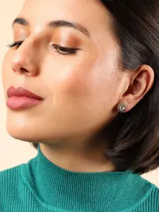 SOHI Set of 5 Silver-Toned & Green Gold-Plated Teardrop Shaped Studs Earrings