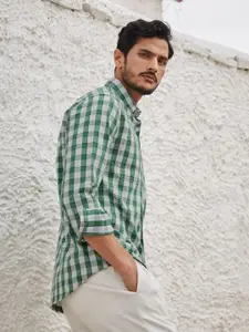 Andamen Men Green Classic Slim Fit Tartan Checks Cotton Casual Shirt