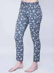 LYRA Women Grey & White Printed Pure Cotton Night suit