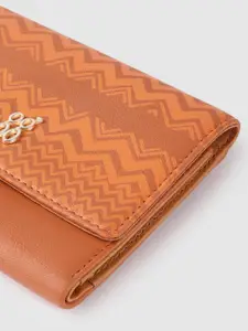 Baggit Women Chevron Printed Three Fold Wallet