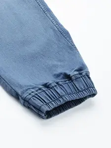 IVOC Men Blue Slim Fit Light Fade Cuffed Hem Stretchable Joggers