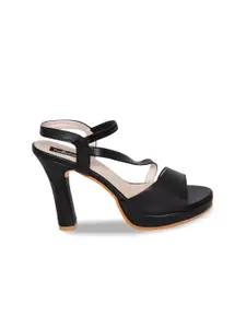 Funku Fashion Black Block Sandals With Buckles Heels