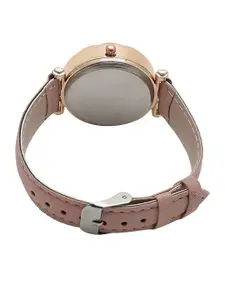 HAUTE SAUCE by  Campus Sutra HAUTE SAUCE by Campus Sutra Women Gold-Toned & Pink Solid Watch Gift Set AW22_HSWB5044