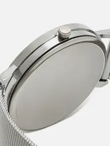 HAUTE SAUCE by  Campus Sutra HAUTE SAUCE by Campus Sutra Women Silver-Toned Solid Watch Gift Set AW22_HSWB5007