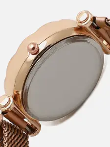 HAUTE SAUCE by  Campus Sutra Women Rose-Gold Solid Watch Gift Set AW22_HSWB5045